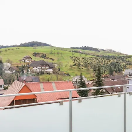 Apartman Black Forest -1- I Penthouse I 2 Balkone Mit Ausblick I Boxspring I Parkplatz *